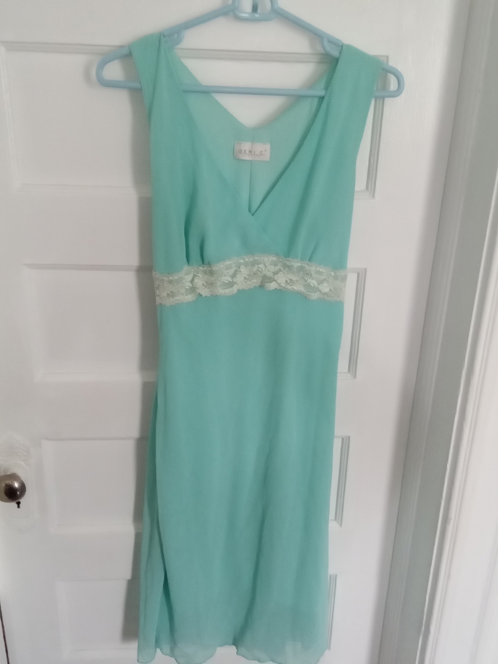 Vintage Geri C. New York Mint Green V-Neck Top